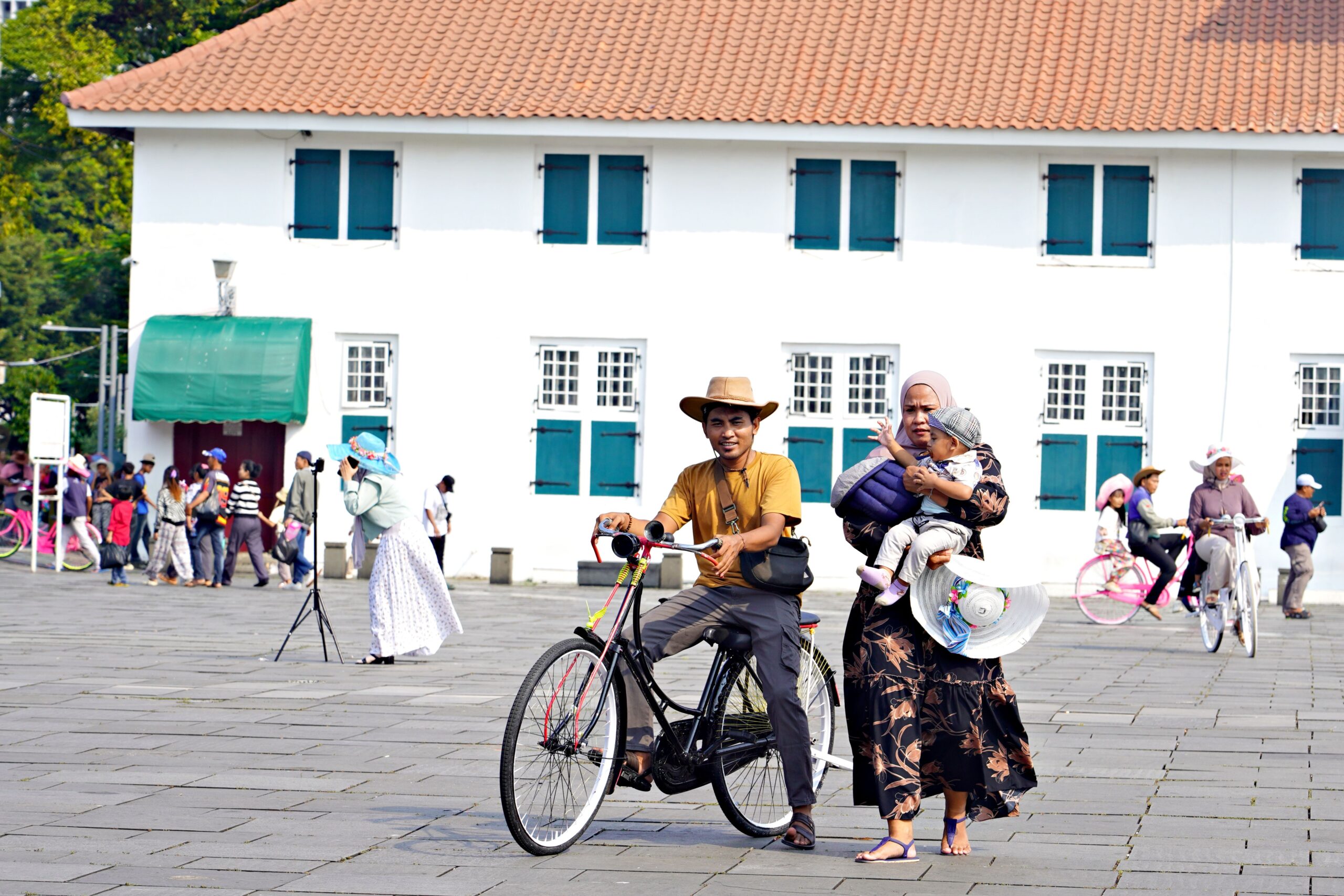 Erek Erek Perhiasan Tiara: Makna, Mitos, dan Angka